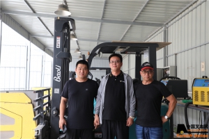 中铁飞豹物流中转站