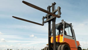 避免叉车损坏托盘的十个技巧