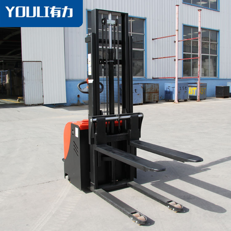 有力ES16站驾式堆高车-全电动液压升降搬运车电池托盘装卸车