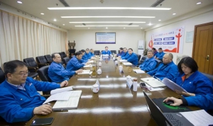 火炬能源公司召开二届七次董事会、二届三次监事会