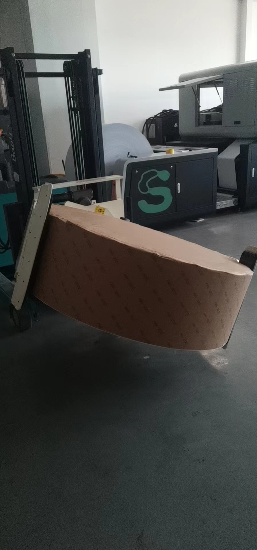 叉车属具，定制各类非标搬运设备，郑州上门维修