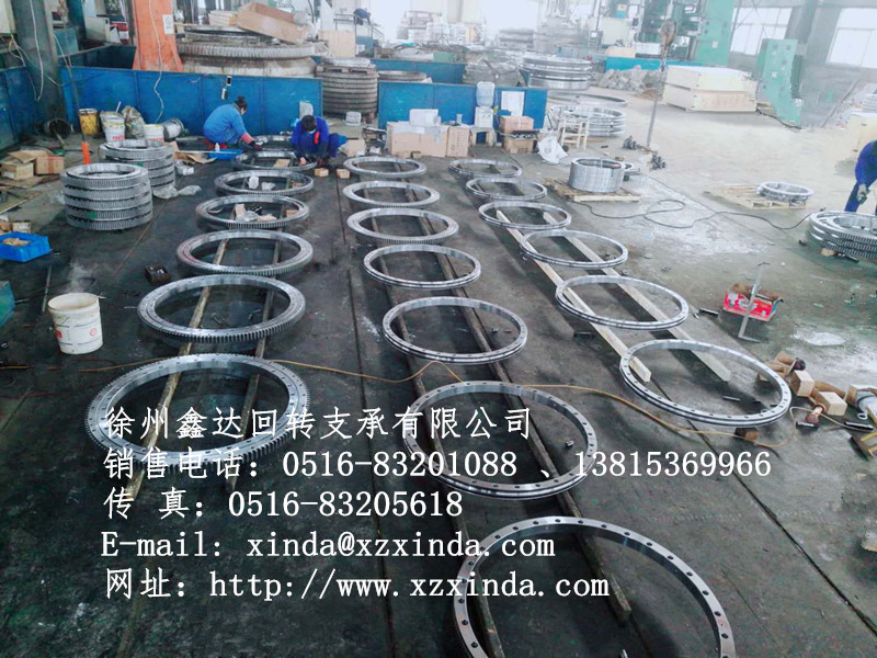 鑫达供应133.45.2000三排滚柱式回转支承