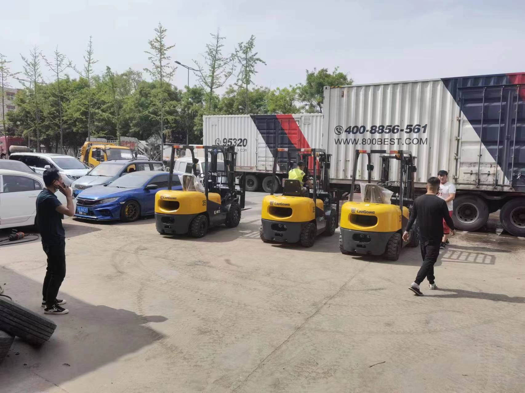 西安咸阳及周边专业柴油叉车出租，3-16吨柴油叉车租赁