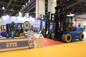 纯电动天团！徐工叉车精彩亮相2023郑州物流展