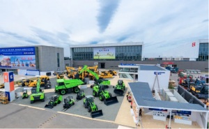 柳工叉车携创新产品亮相BICES 2023