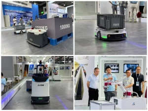 海豚之星携旗下新品惊爆亮相2023上海工博会