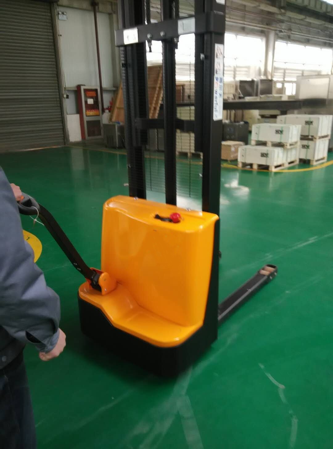 电动堆高车步行式堆垛车电动叉车托盘堆高车1.5吨