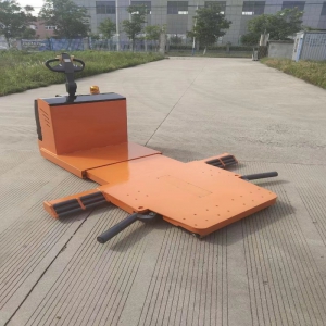 电动拖车器停车场清障汽车制造 电动汽车移位器 电动移车器