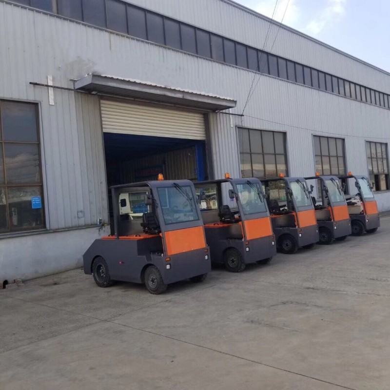 大吨位坐式电动牵引车牵引头拖车搬运车大量现货