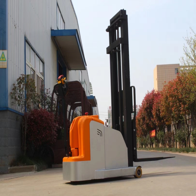 配重式全电动叉车1吨前移式升高堆垛机液压无腿铲车