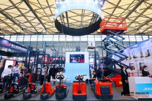 加力创新驱动发展 在CeMAT ASIA 2023展高品质产品