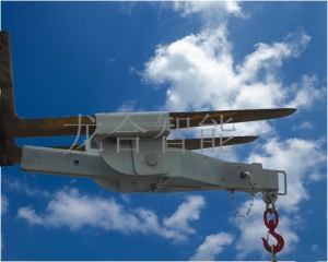 龙合智能：起吊钩