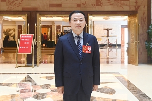 全国人大代表、天能控股集团董事长张天任