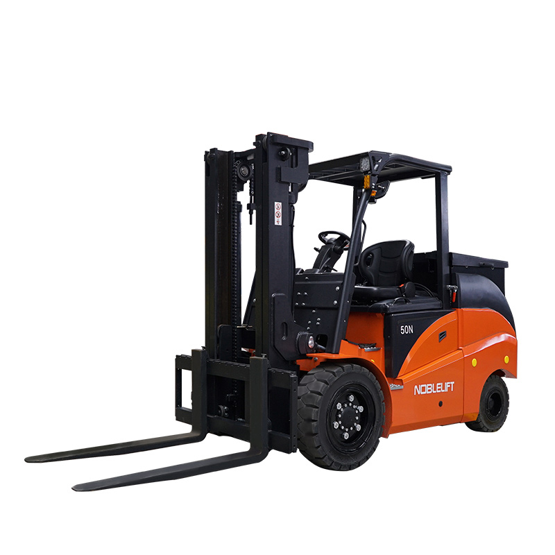 诺力 FE4P40/45/50N-D 4/4.5/5吨四支点前双驱平衡重式电动叉车