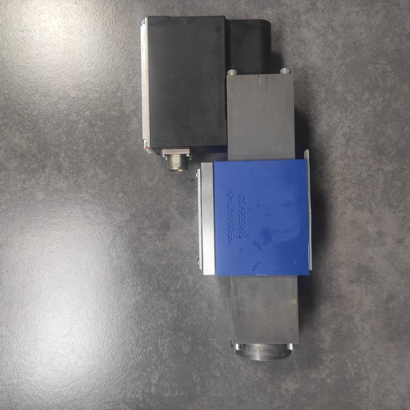 液压比例方向阀 R900775890 4WRSE10V80-3XG24K0A1V-429