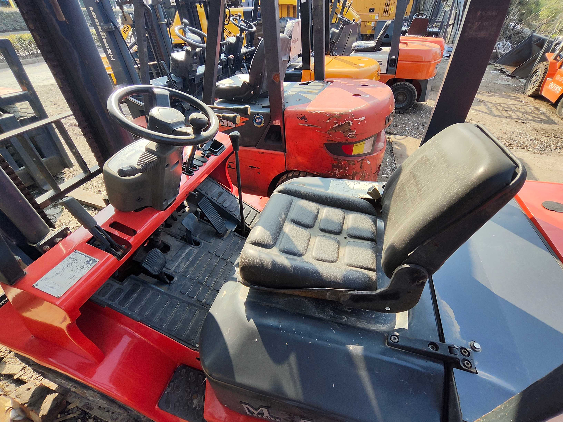 二手杭州美科斯3.5吨柴油叉车低价出售 自动挡升高3米 八成新 机况佳 买回去直接干活