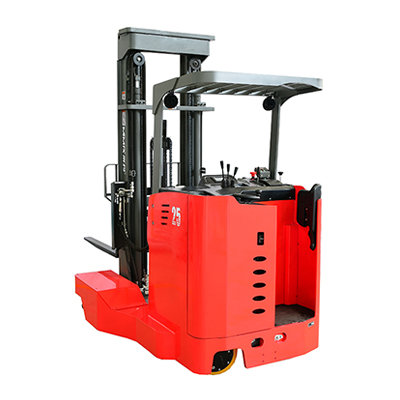 站驾式全向叉车