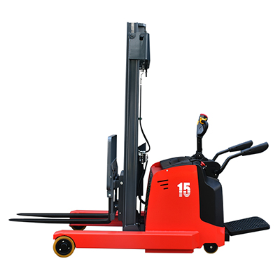 舵柄前移式叉车