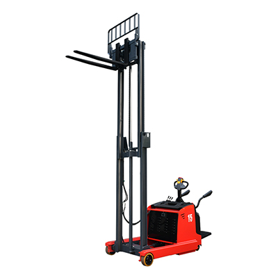 舵柄前移式叉车