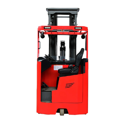 座驾式前移式叉车