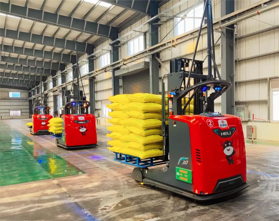 合力智能物流系统--助力化工巨头实现堆垛自动化