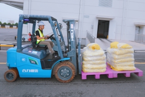 合力叉车服务蜜雪冰城（第51站）