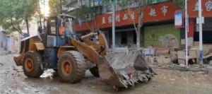 冲锋在前！柳工助力湖南平江县救灾一线