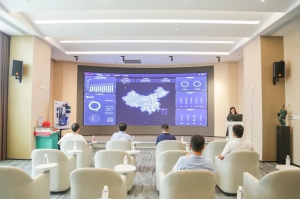 湖南湘江新区领导莅临佛朗斯调研指导，共谋产业合作新机遇