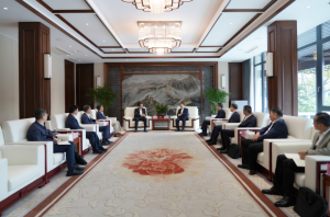 湖州市委书记陈浩走访慰问张天任董事长