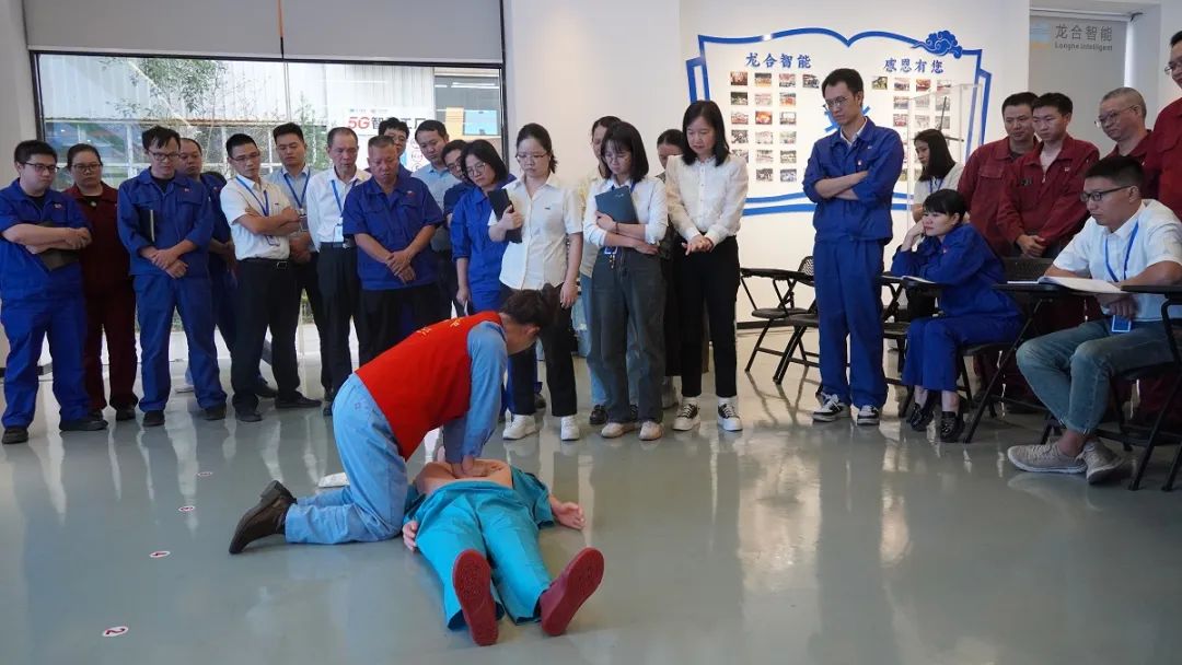 “救”在身边 为生命护航｜龙合智能举办员工急救知识与技能培训