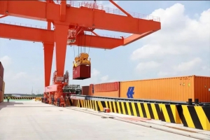 海斯特16吨重型叉车——为打造现代化综合物流枢纽’加速度’