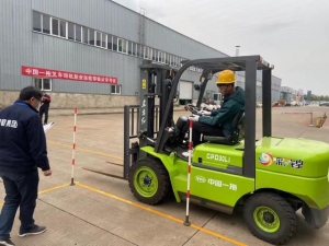 中国一拖：打造河南省叉车司机职业技能等级认定考试基地