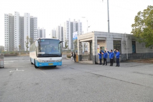 联动属具公司迎来乙巳新年首个工作日