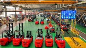 驶向全球！“盘锦合力”叉车发运海外