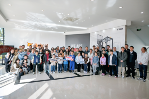 探索与欢乐同行丨2025年斗山山猫叉车第一期员工家庭开放日