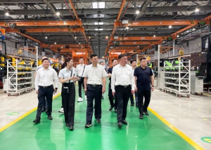 校企合作 共话未来丨东北林业大学党委书记孙猛一行到访柳工集团