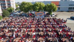 诺力千人盛宴：暮色烟火淬匠心