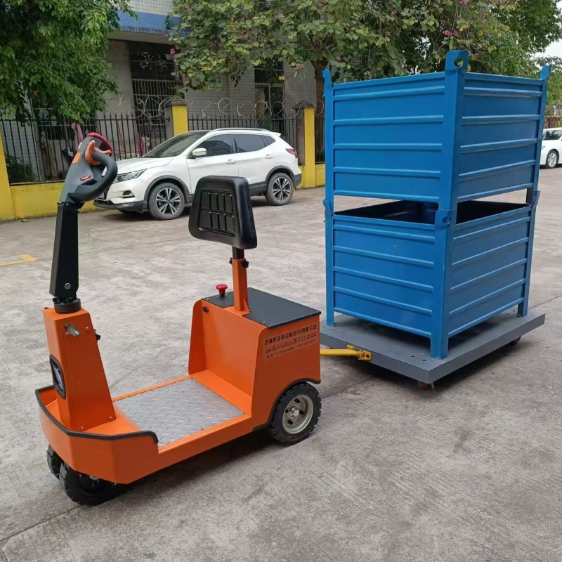 手柄站立式迷你型电动牵引车 座驾式小型牵引头 转运自动拖车头