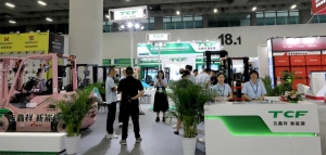 吉鑫祥以高压快充+智能换电为绿色物流赛道赋能