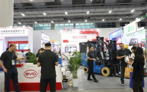 不止于电动：比亚迪EL-Pro系列在LET 2025重塑物流动能