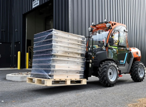 JLG发布电动伸缩臂叉装车并扩充产品线