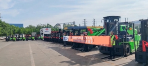 电驱未来！柳工电动化设备批量交付，创新成果再获市场认可