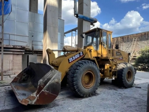 水泥厂交叉作业致命隐患：“10・3” 装载机撞人事故深度解析