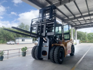 TCF大吨位叉车交付中国东方航空 “绿色引擎”再为国际机场注入新动能！