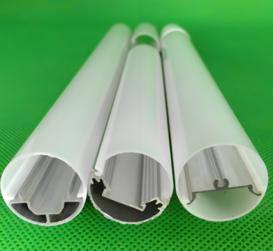 T10led灯管1.2米直径32堵头G13显指95功率20w厂家直销