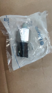 帕金斯185246280机油压力传感器