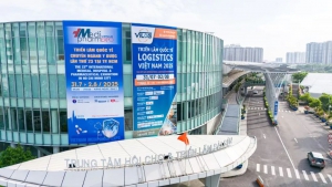 天能亮相「VILOG 2025」