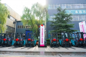 宝骊华翔合作再深化，批量交付开启共赢新篇章