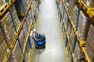 环保+效益的“双赢之道”：比亚迪叉车助力空调企业绿色转型