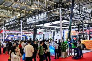 杭叉集团 | 首款混动叉车亮相BICES 2025